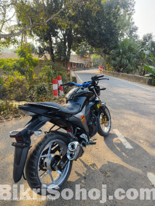 Suzuki Gixxer monotone